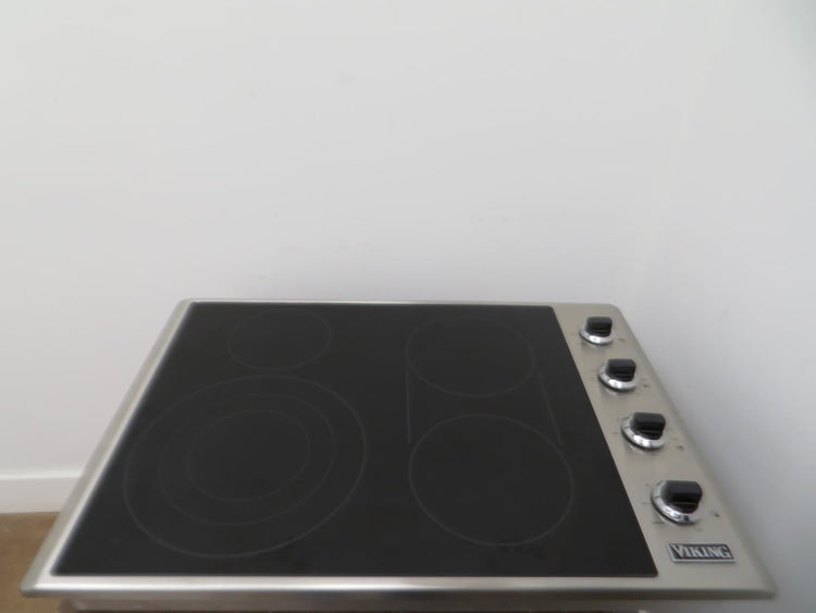 Viking 5 Series VECU53014BSB 30" Electric Cooktop  QuickCook™ Surface Elements