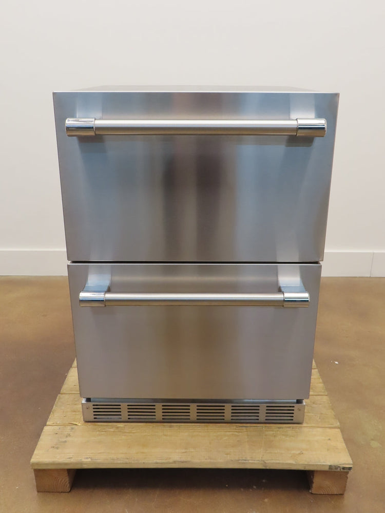 Thermador Freedom Collection T24UR925DS 24" Built-In Undercounter Refrigerator