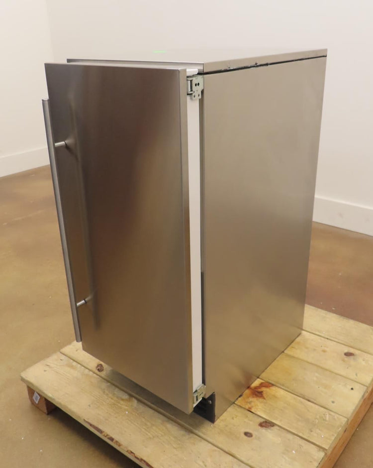 Scotsman Brilliance Series SCCP50MB1SS 15" Undercounter Gourmet Ice Maker Pics