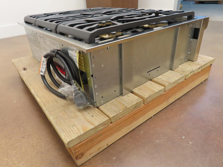 Thermador Professional Series PCG305W 30" Gas Rangetop 5 Pedestal Star®Burners