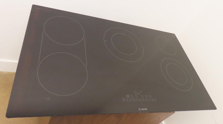 Bosch 800 Series NET8669UC 36" 5 Element Electric Frameless Cooktop