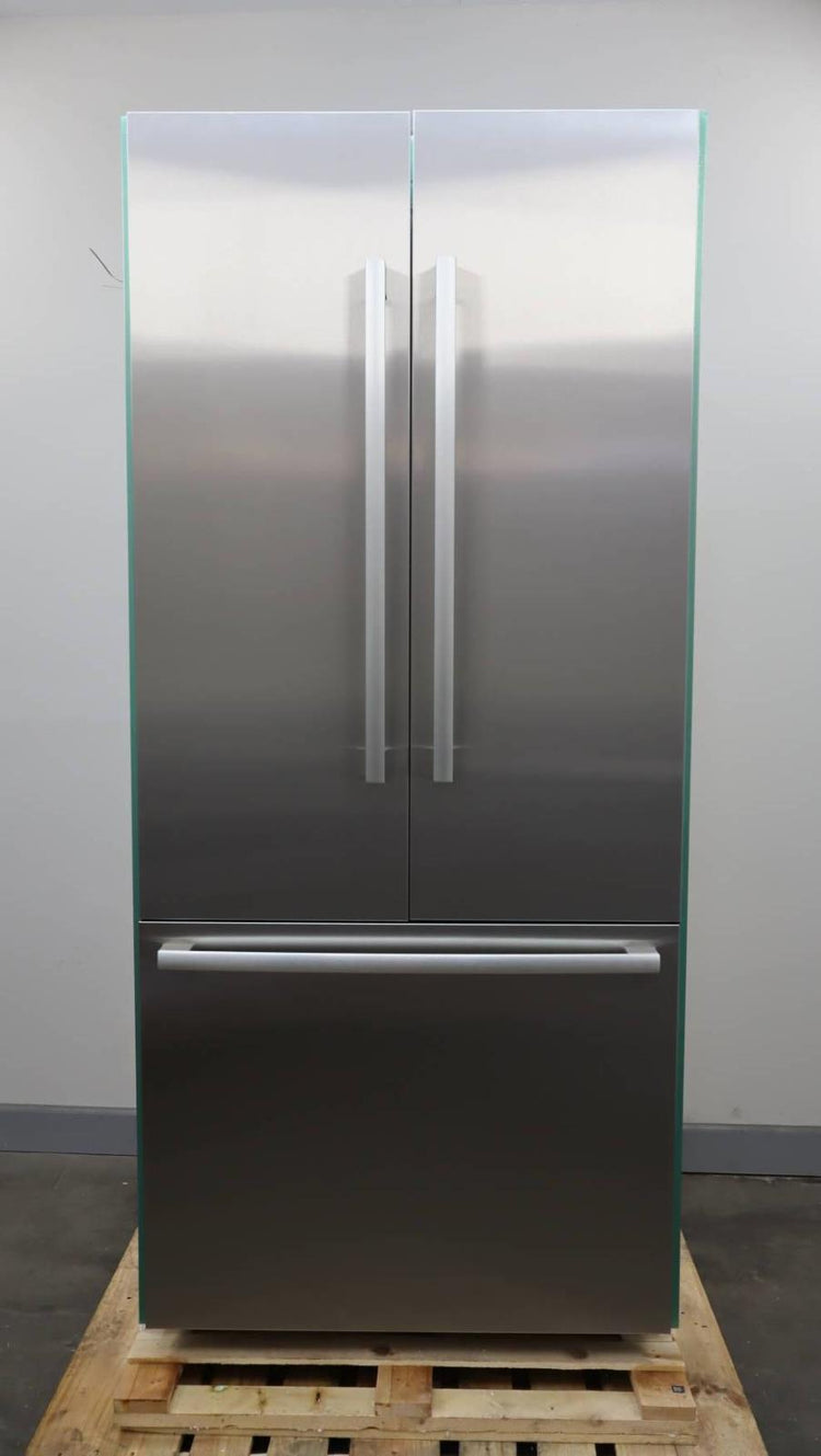 Bosch 36" SS Built-In Benchmark Series French Door Smart Refrigerator B36BT935NS