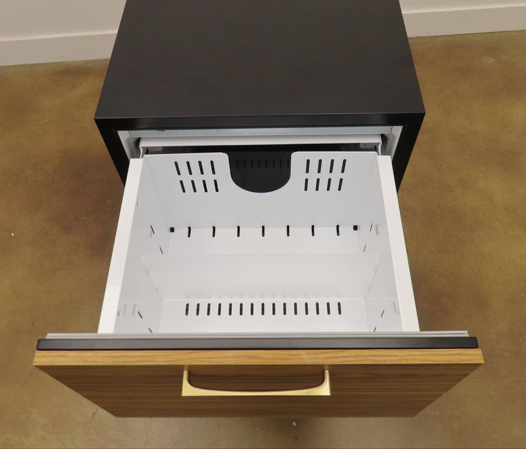 XO XOU24RDO 24" Built-In Under-Counter Beverage Refrigerator Drawers