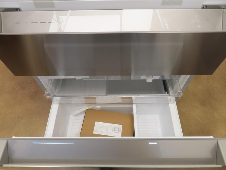 Bosch 800 Series B36CL80ENS 36" Counter Depth French Door Refrigerator S. Steel