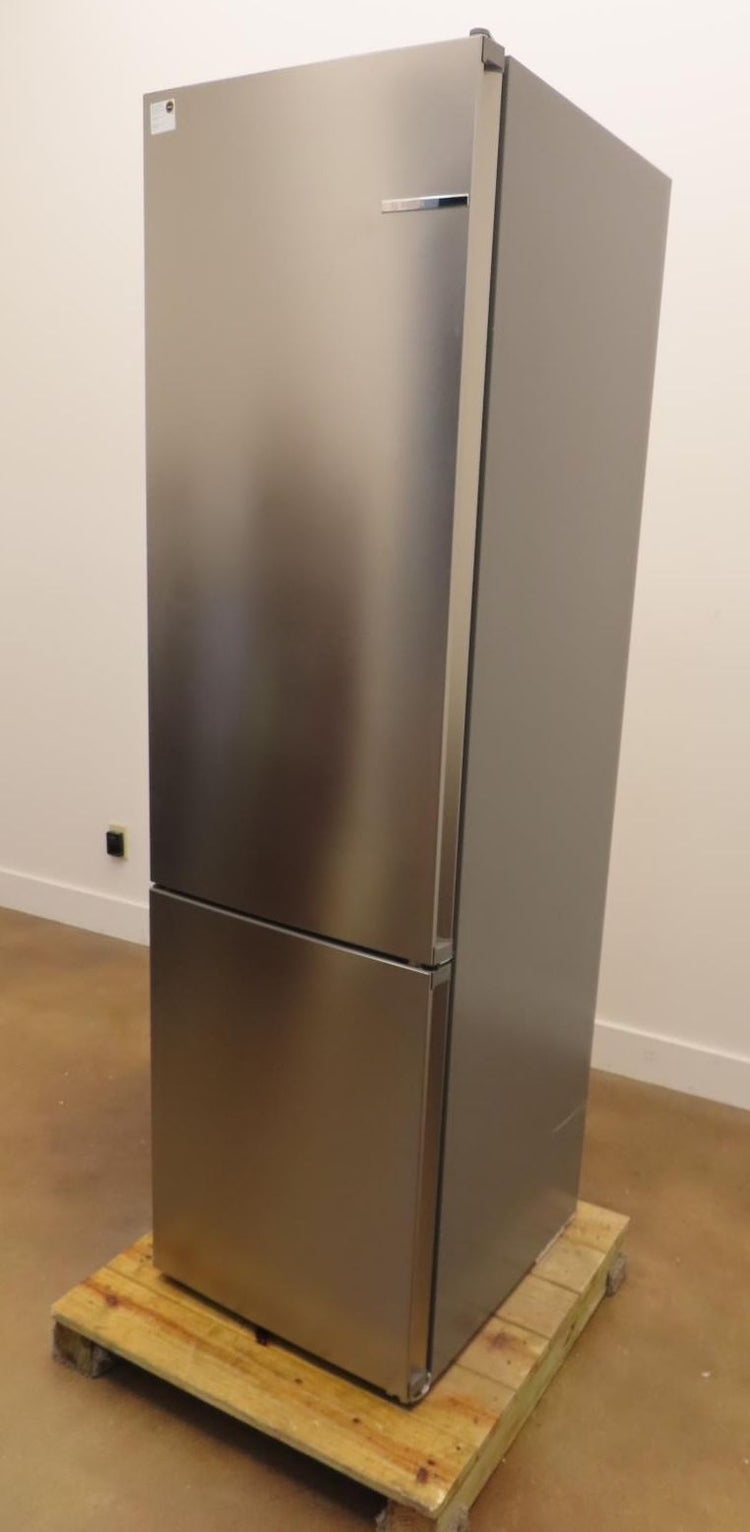 Bosch 800 Series B24CB80ESS 24" Freestanding Bottom Freezer Refrigerator Images
