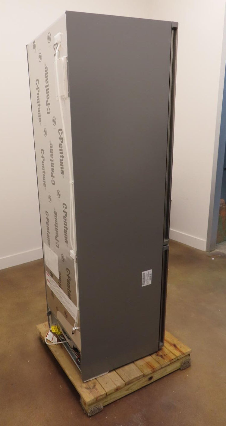 Bosch 800 Series B24CB80ESS 24" Freestanding Bottom Freezer Refrigerator Images