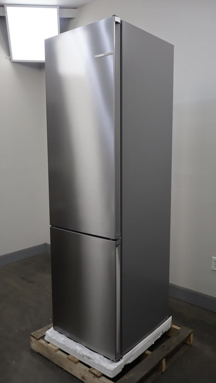 Bosch 24" Freestanding Bottom Freezer Smart 500 Series Refrigerator B24CB50ESS