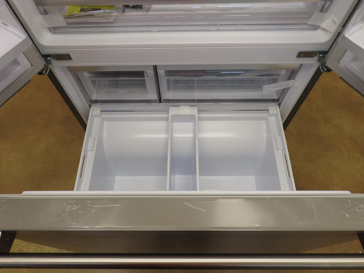 Viking 3 Series RVFFR336SS 36" Counter Depth French Door Refrigerator Pictures