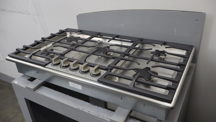 Thermador 36" Masterpiece Series 5 Star Burner's Stainless Cooktop SGSP365TS