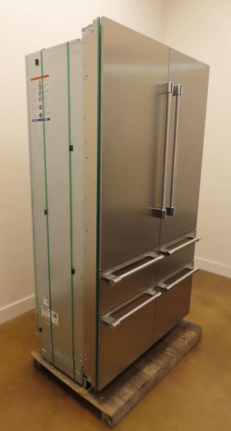 Thermador Freedom Collection T48BT120NS 48" BuiltIn French Door Refrigerator Pic