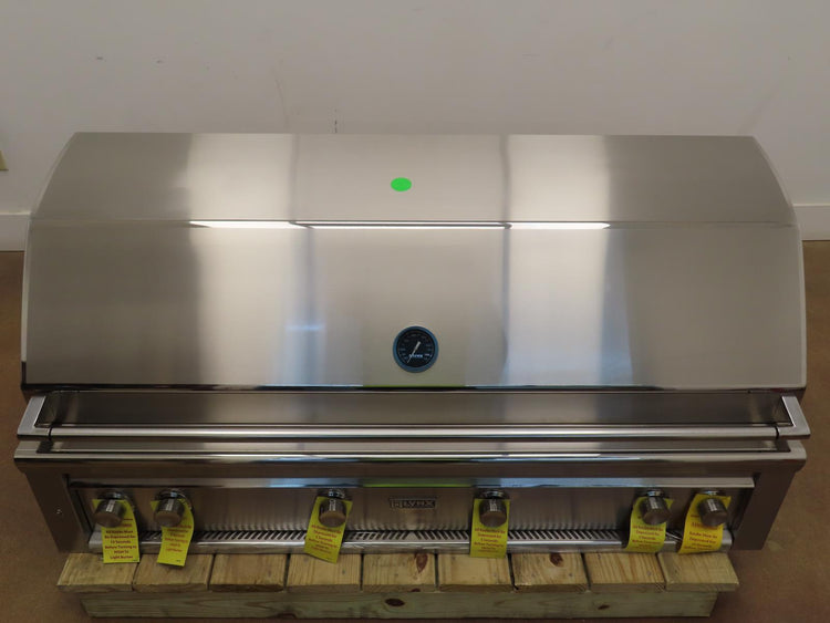 Lynx Professional Grill Series L54TRLP 54" SS 1555 sq.in. Surface Built-In Grill