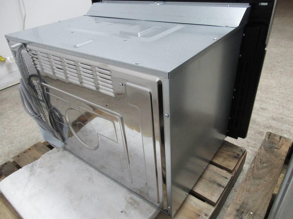 Bosch 500 Series 30" SelfClean Stainless Convection Combination Oven HBL57M52UC