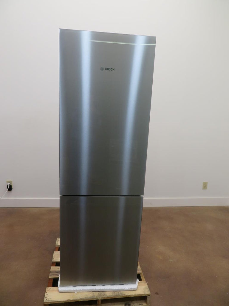 Bosch 800 24" 10 cu.ft Counter-Depth Refrigerator Stainless B10CB80NVS Excellent