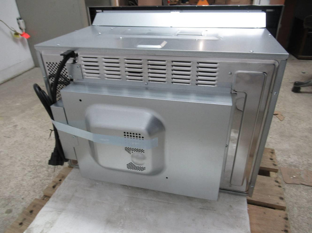 Bosch 800 Series 30" True Convection Sensor Cook Speed Oven HMC80152UC