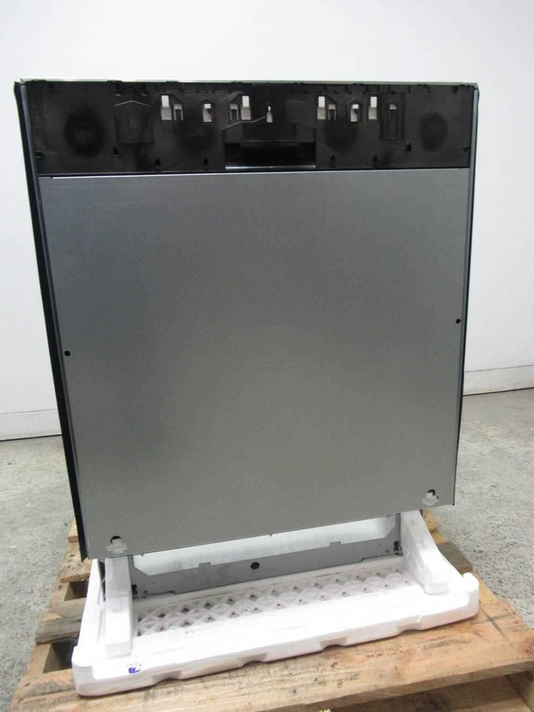 Bosch 800 Series 24" 44 dBA ADA Panel Ready Built-in Dishwasher SGV68U53UC