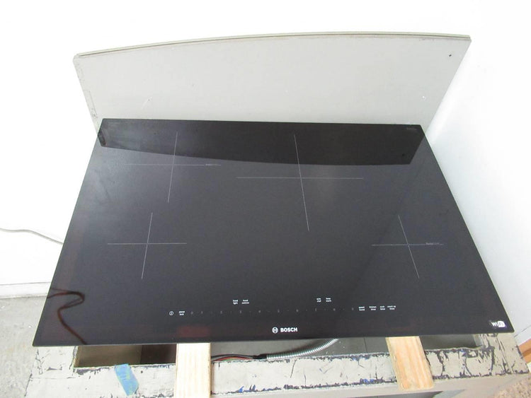 Bosch 800 Series 30" Home Connect 4 Burner Smart Induction Cooktop NIT8069UC