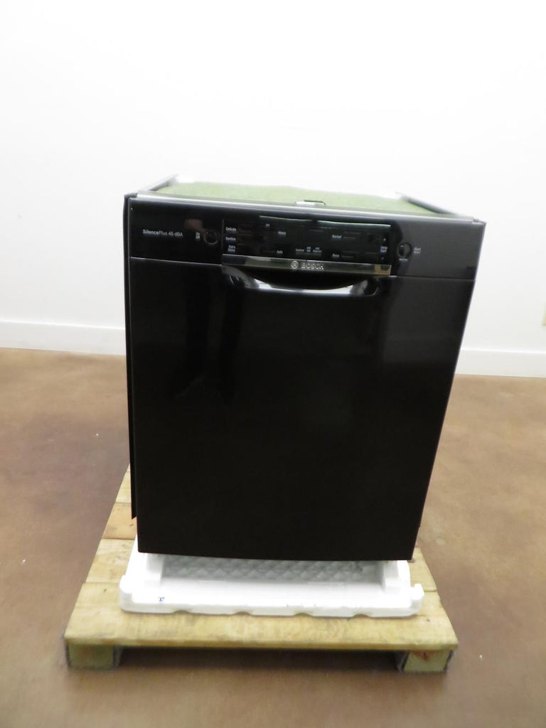 Bosch 300 Series SGE53X56UC 24" Full Console Dishwasher 14Place Setting Capacity