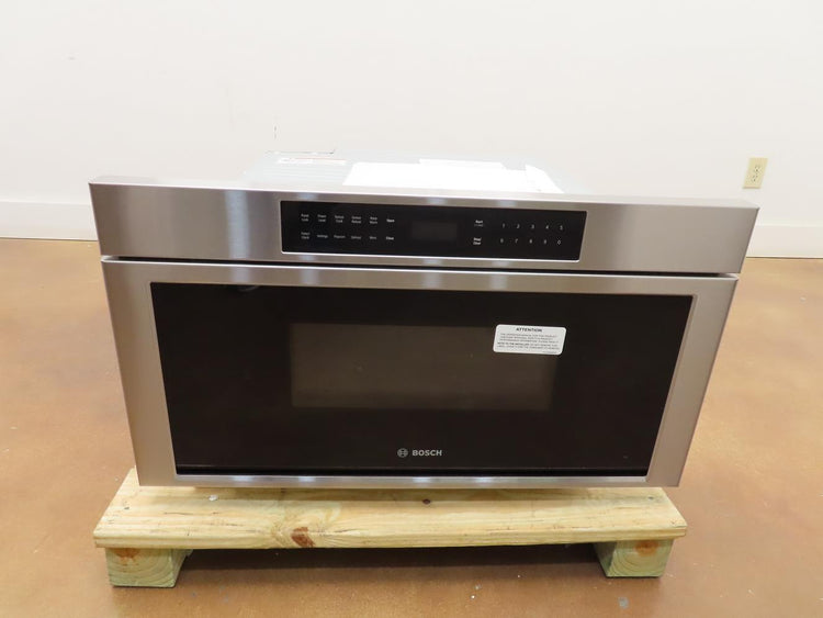 Bosch 800 Series 30" 950 Watt Microwave Drawer HMD8053UC Perfect Front Pictures