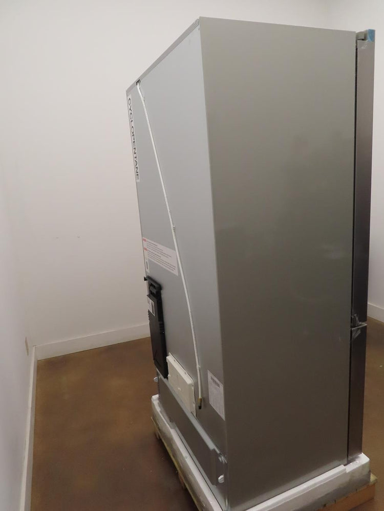 Bosch 800 Series 36" Counter Depth French Door Refrigerator B36CT81SNS Perfect