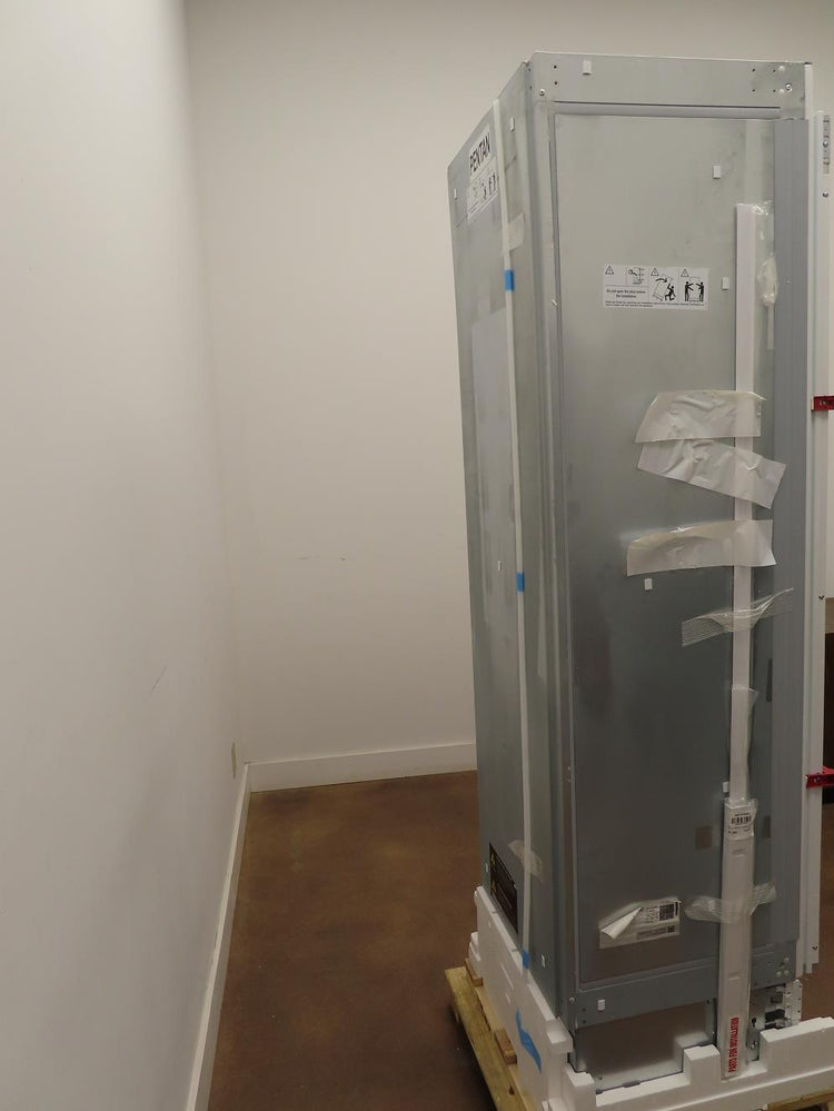 NIB Gaggenau 400 Series RC462704 24" Panel Ready Built-In Refrigerator Column