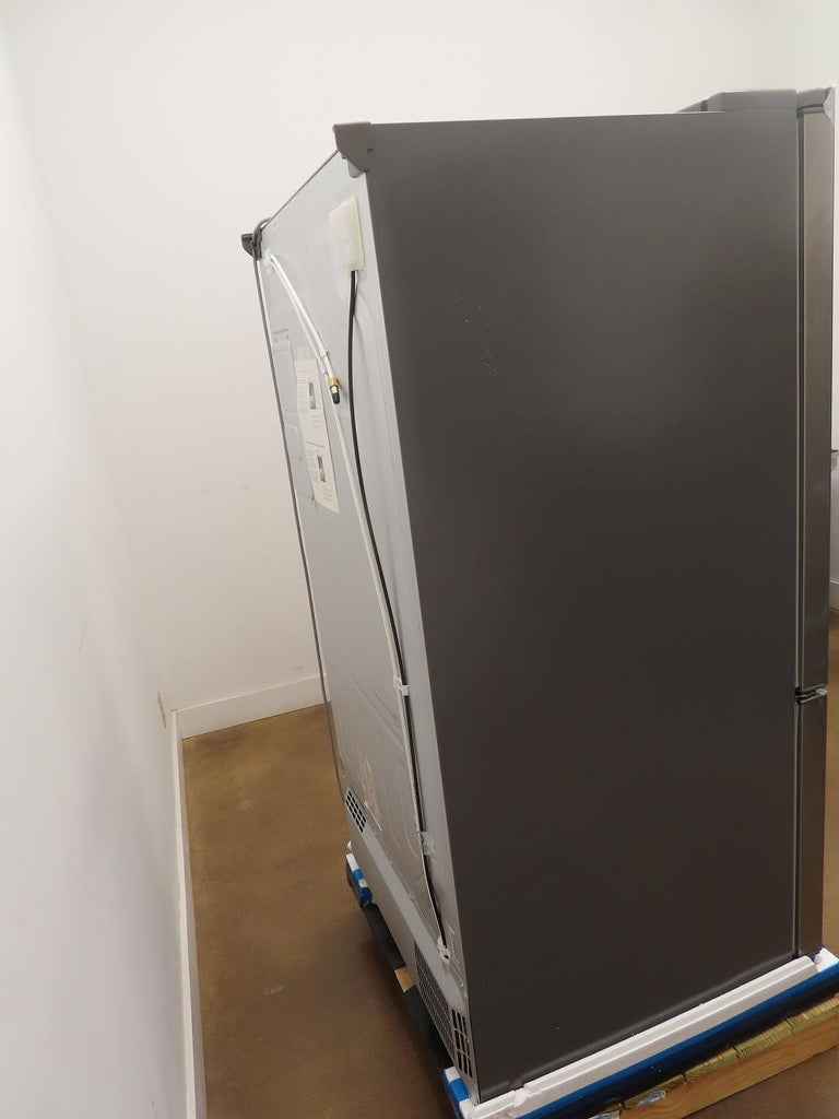 Bosch 800 Series 36" French Door Refrigerator B26FT50SNS Stainless Steel Perfect