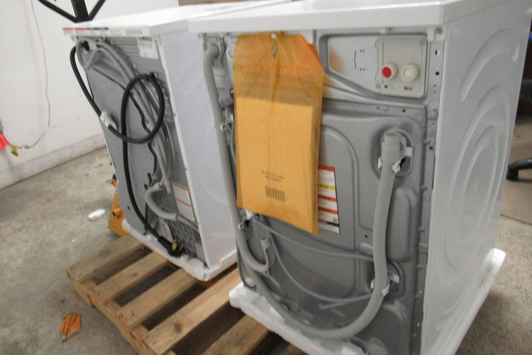 Bosch 500 Series Front Load Washer & Dryer WHT Set WAT28401UC / WTG86401UC