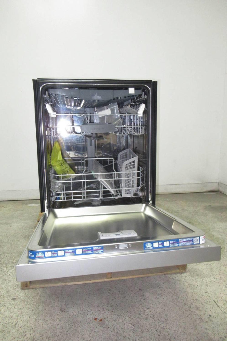 Bosch 300 Series 24" 44dbA Infolight Full Console AquaStop Dishwasher SHEM63W55N