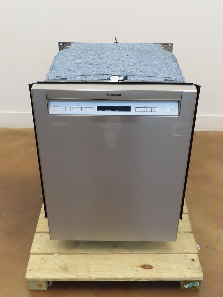 Bosch 300 Series 24" 3rd Rack  AquaStop Dishwasher SHEM63W55N Perfect Front