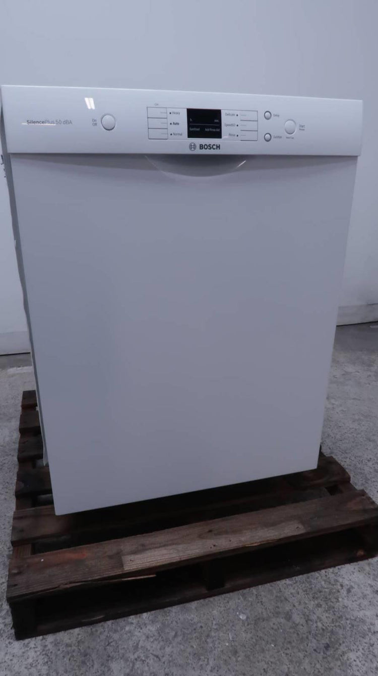 Bosch 100 Series 24 Inch 50dB White Full Console Built-In Dishwasher SHEM3AY52N