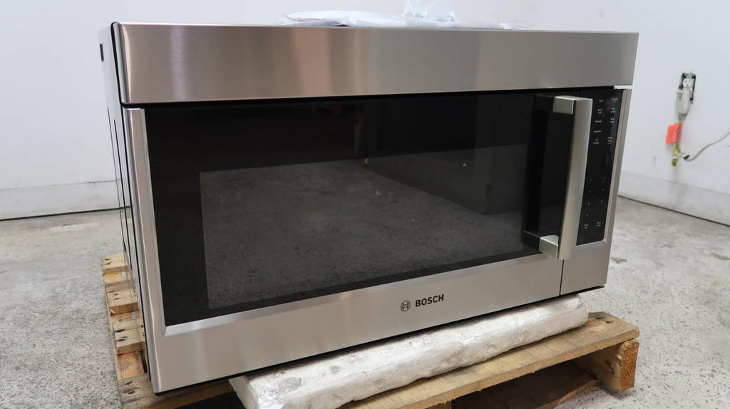 Bosch 800 Series 30" LED Over The Range SS Convection Microwave HMV8053U