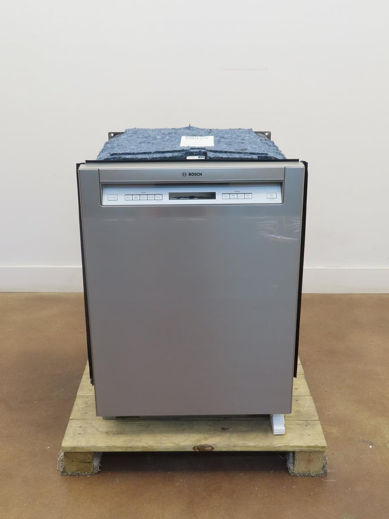 Bosch 300 Series 24" 3rd Rack  AquaStop Dishwasher SHEM63W55N Detailed Pictures