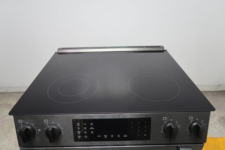 Bosch 800 Series 30" Black Stainless 5 Element Electric Slide-In Range HEI8046U