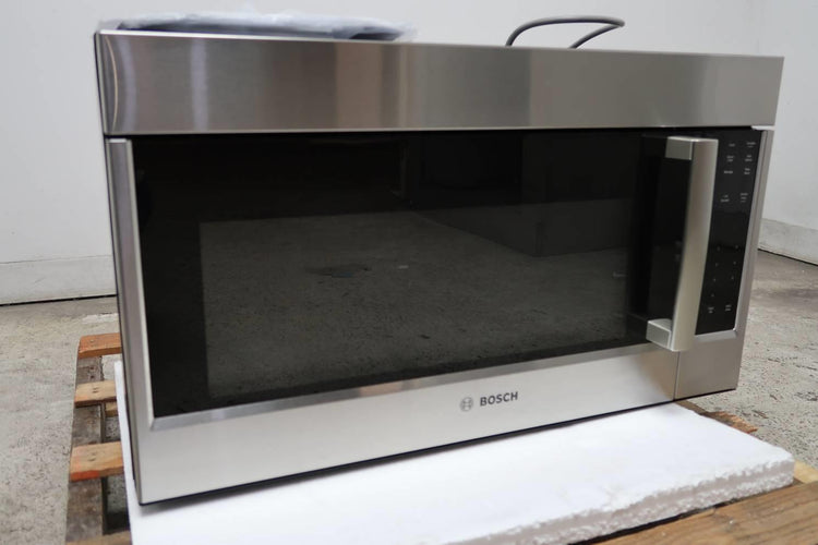 Bosch 500 Series 30" 1100 Watts Over-the-Range SS Microwave Oven HMV5053U