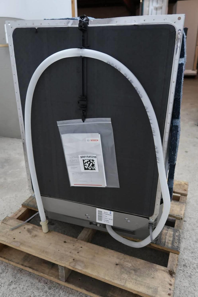 Bosch 300 DLX Series 24" 3rd Rack Fully Integrated 44dB Dishwasher SHS863WD5N