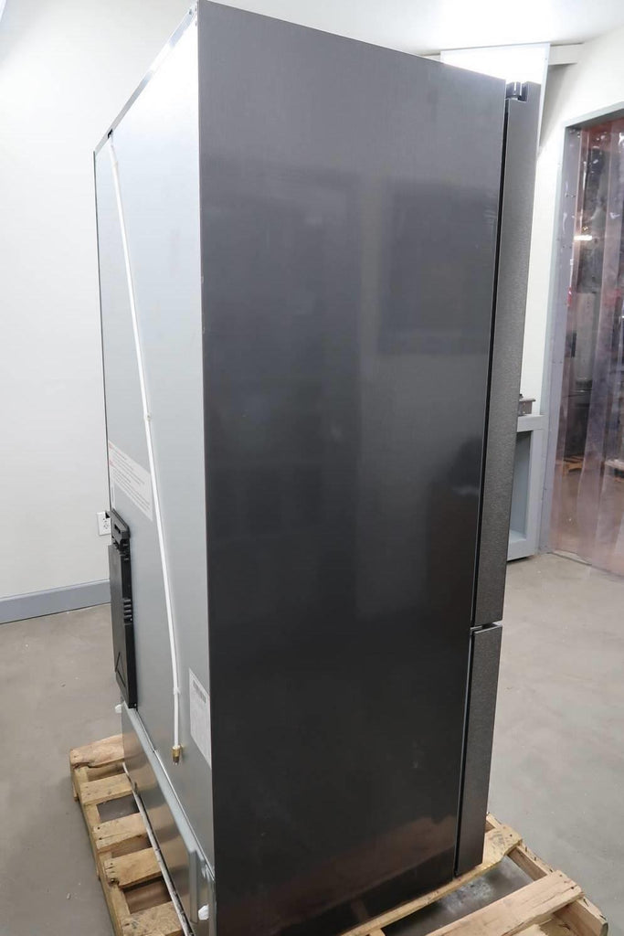 Bosch 800 Series 36" BS Smart Counter Depth French Door Refrigerator B36CT80SNB