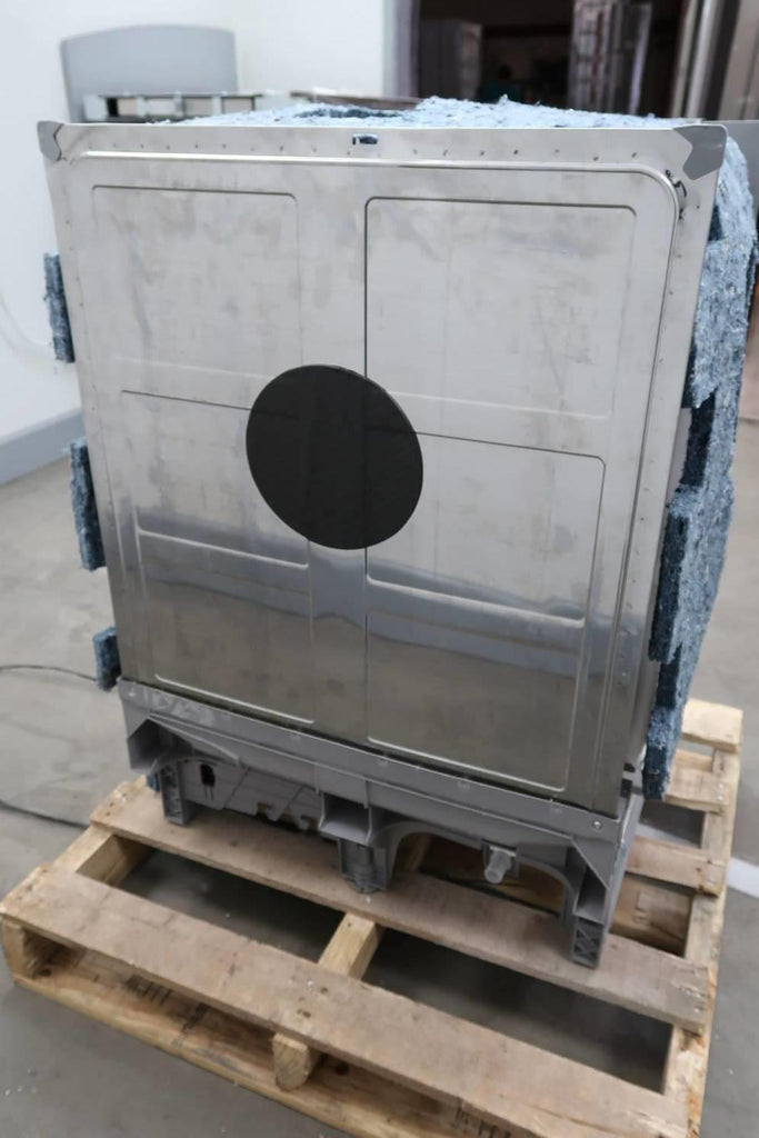 Bosch Ascenta 24" SS 15 Place Setting Integrated 48dB Dishwasher SHXM4AY55N