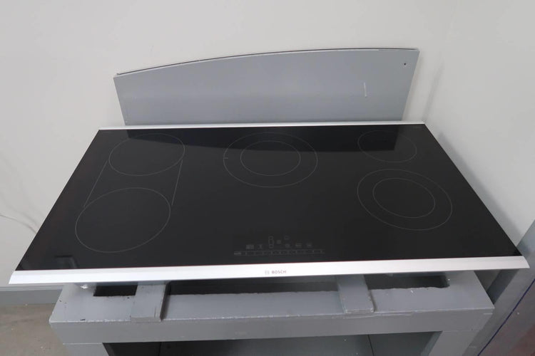 Bosch 800 Series 36" 5 Smoothtop Burners CleanLock Electric Cooktop NET8668SUC