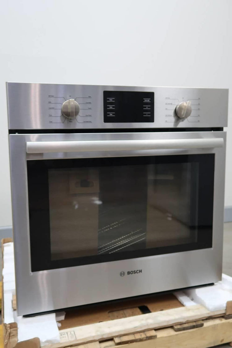 Bosch 500 30" 4.6 cu.ft European Convection 11 Mode Electric Wall Oven HBL5451UC