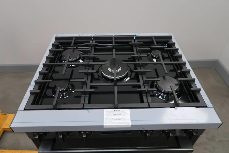 Bosch 800 Serie 30" BLK Stainless 3.6 cu.ft 5 Sealed Burners Gas Range HGS8045UC