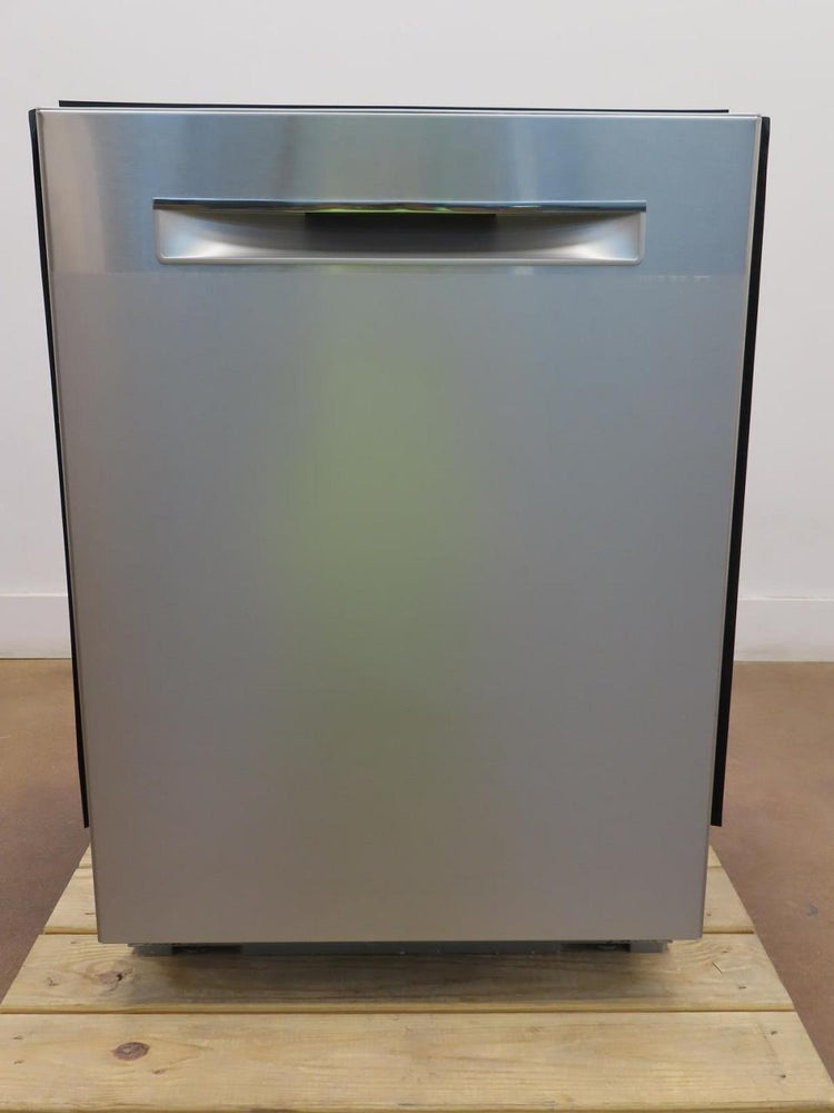 Bosch 500 Series SHPM65Z55N 24" Fully Integrated Dishwasher 44 dBA Stainless S.