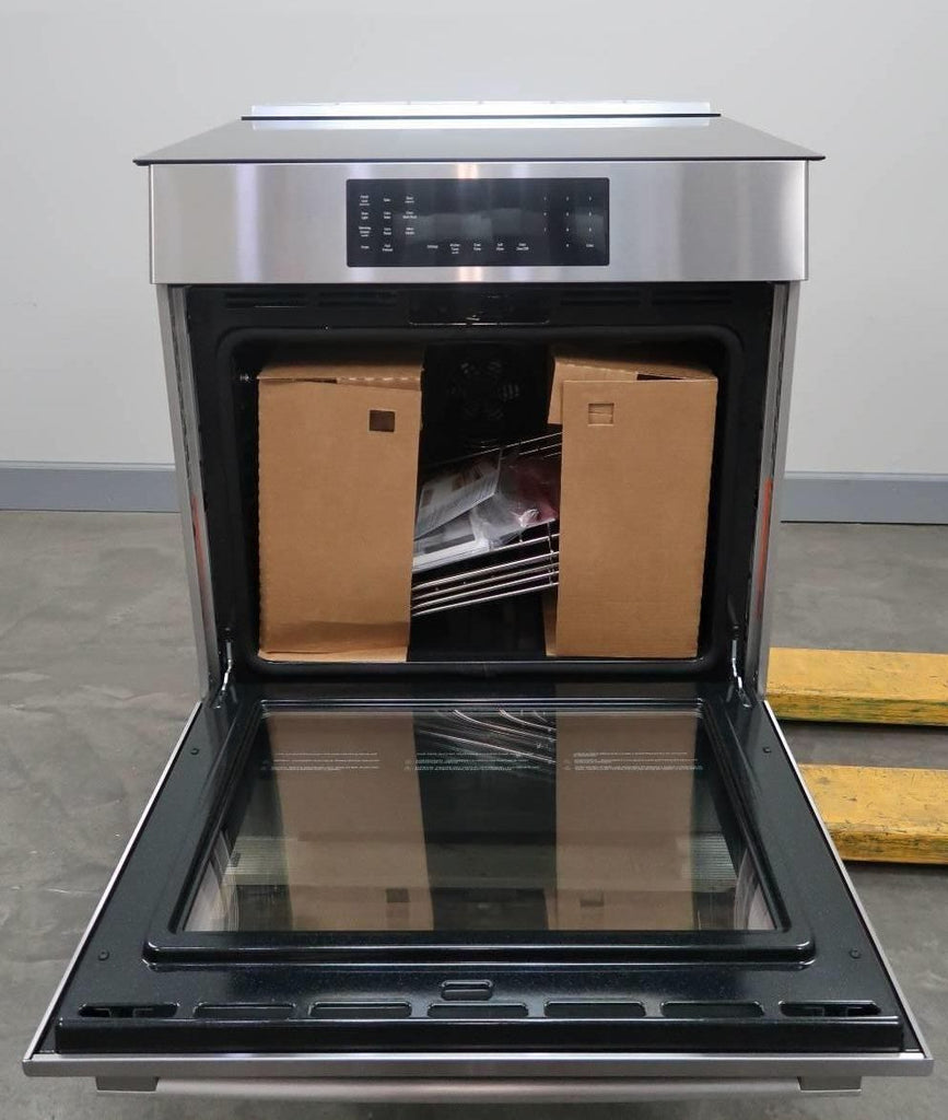 NIB Bosch Benchmark Series 30" FlexInduction Slide-In Induction Range HIIP056U