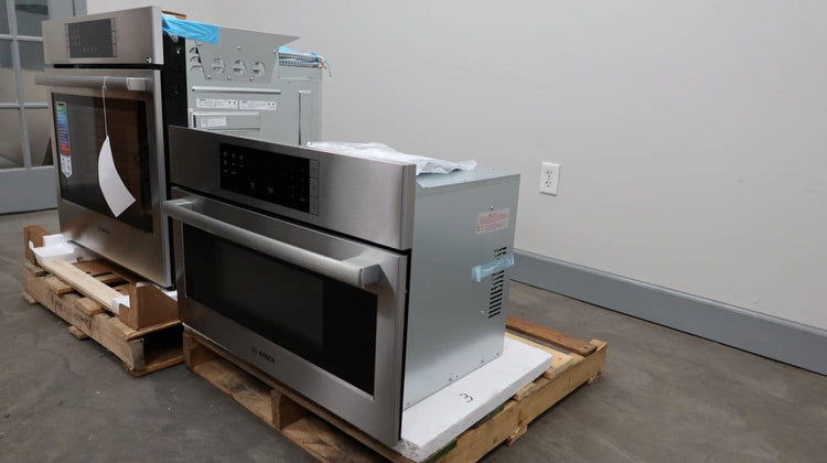 Bosch 800 Series 30" Home Connect Microwave Combination SS Wall Oven HBL87M53UC