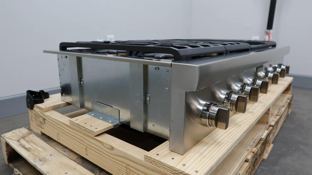 Thermador Professional Series SS 48" 6 Star Burner + Griddle Rangetop PCG486WD