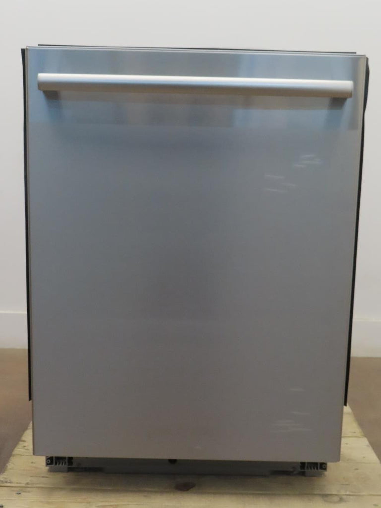 Bosch 800 DLX Series SHX878ZD5N 24" 42 dBA Fully Integrated Built-In  Dishwasher