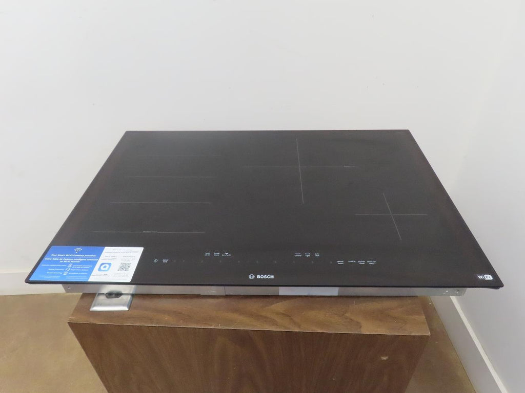Bosch Benchmark Series NITP060UC 30 Inch Induction Smart Cooktop with 4 Elements