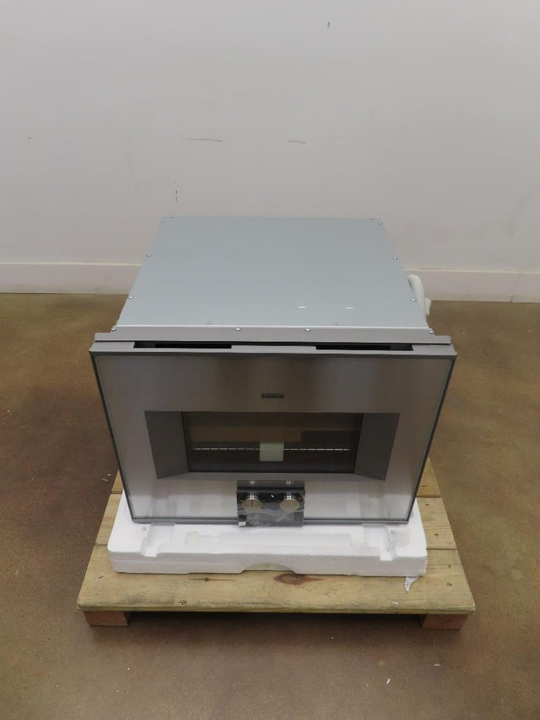 Gaggenau 400 Series BS474612 24" Single Combi-Steam Smart Electric Wall Oven Pic