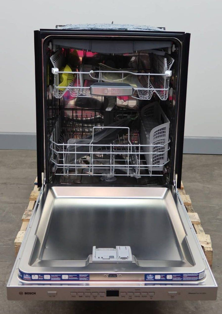 Bosch 500 Series 24" SS AutoAir 44db Fully Integrated Dishwasher SHPM65Z55N