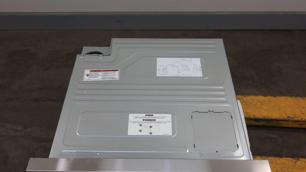 Thermador Masterpiece Series 24" 1.2 Cu.Ft. 1500 Watts Built In Microwave MD24WS