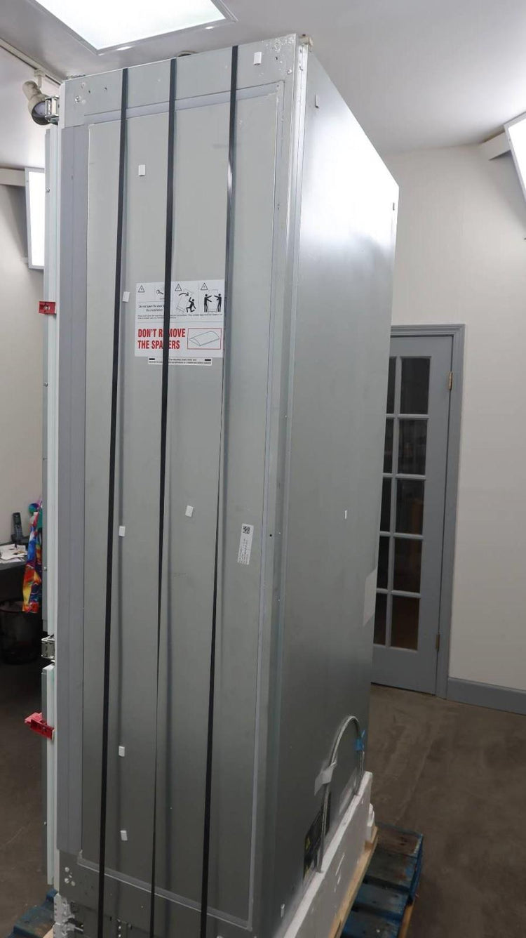 Thermador Freedom Collection 36" 19.6 cu.ft. Smart PR Refrigerator T36IB905SP