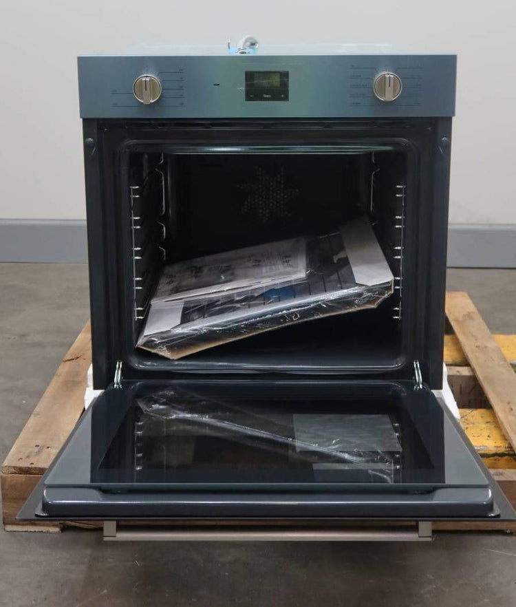 Bosch 24" SS Single 2.8 Cu.Ft 500 Series Convection Electric Wall Oven HBE5453UC